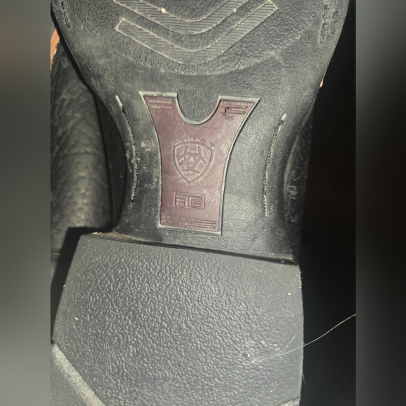 Ariat Black Leather Tombstone Western Cowboy Boots with Embroidered Design 10.5 - Picture 15 of 15